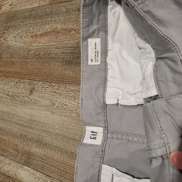 Gap Essential Khaki 10" Chino Flat Front Shorts Mens Size 33 - Picture 7 of 8